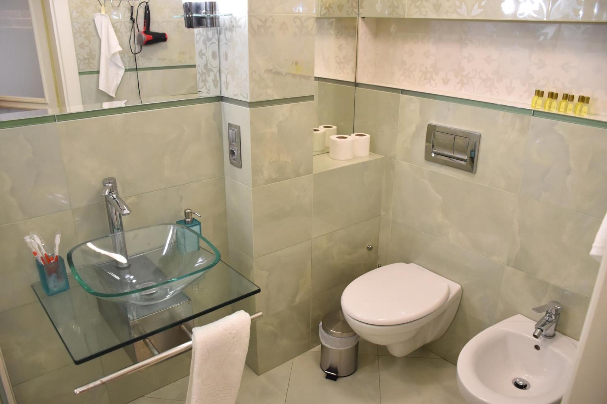Renewed Central Apartment Lviv Extérieur photo