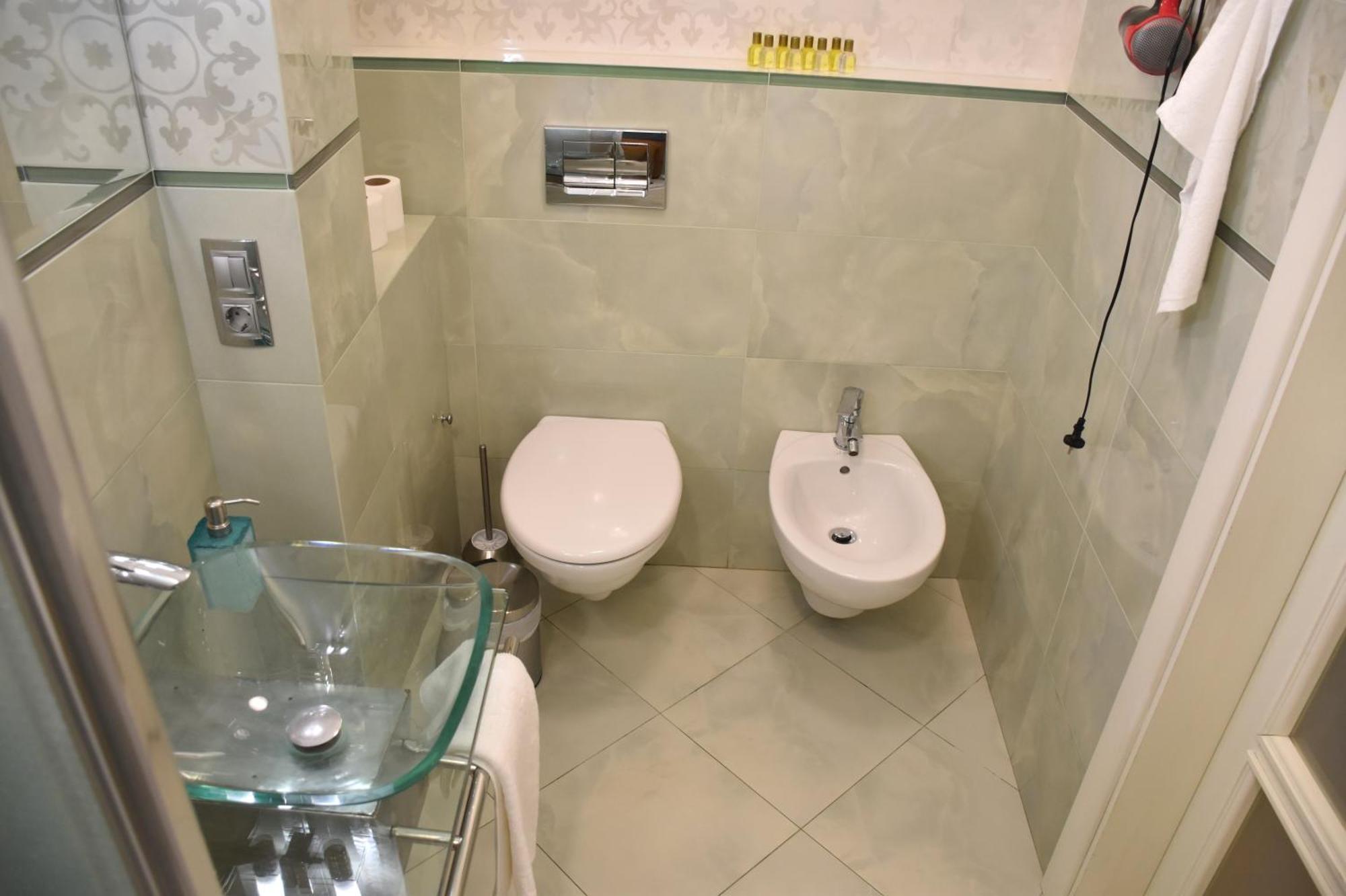 Renewed Central Apartment Lviv Extérieur photo